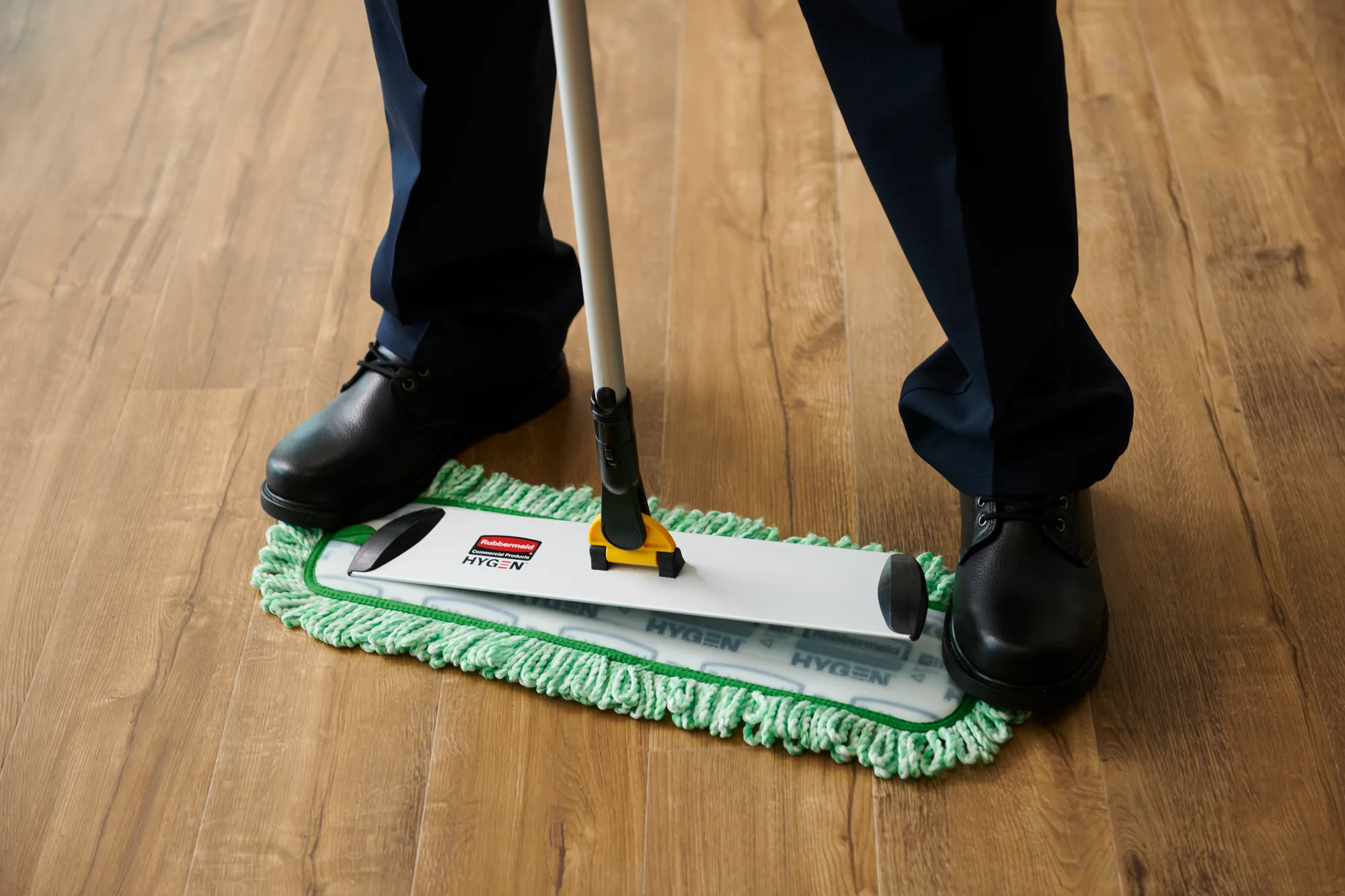 Limpeza seca com Mop Microfibra